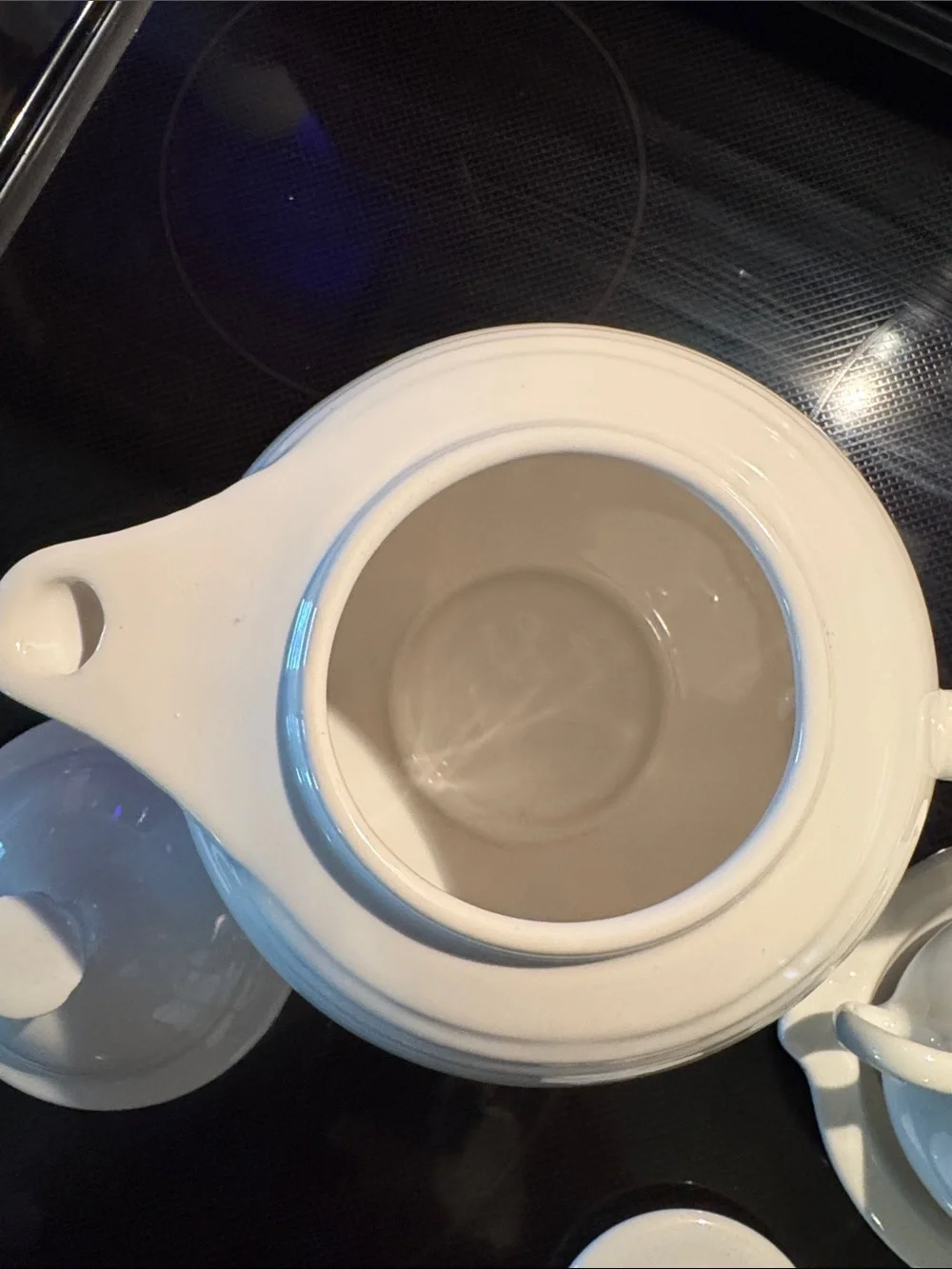 Fiestaware White Teapot with Sugar and Creamer plus Tray - Picture 6 of 10